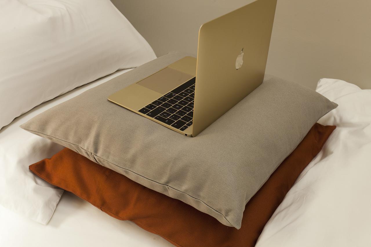Destinationbcn - Universitat Rooms Barcelona Ngoại thất bức ảnh